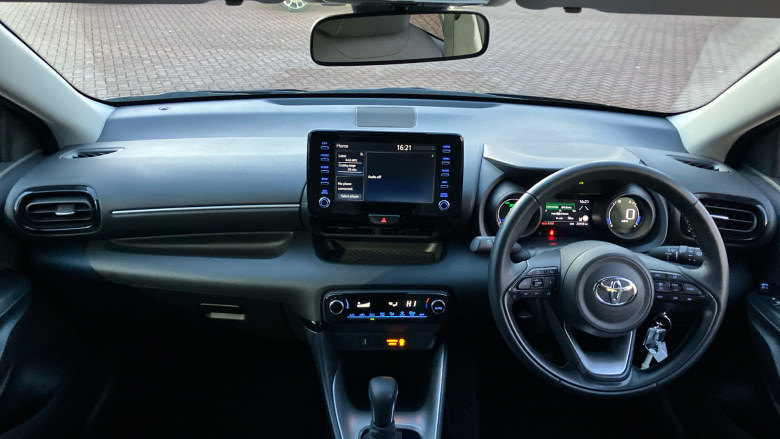 Toyota Yaris 1.5 Hybrid Design 5dr CVT Hybrid Hatchback